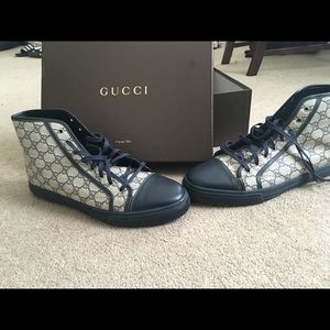Gucci Sneakers